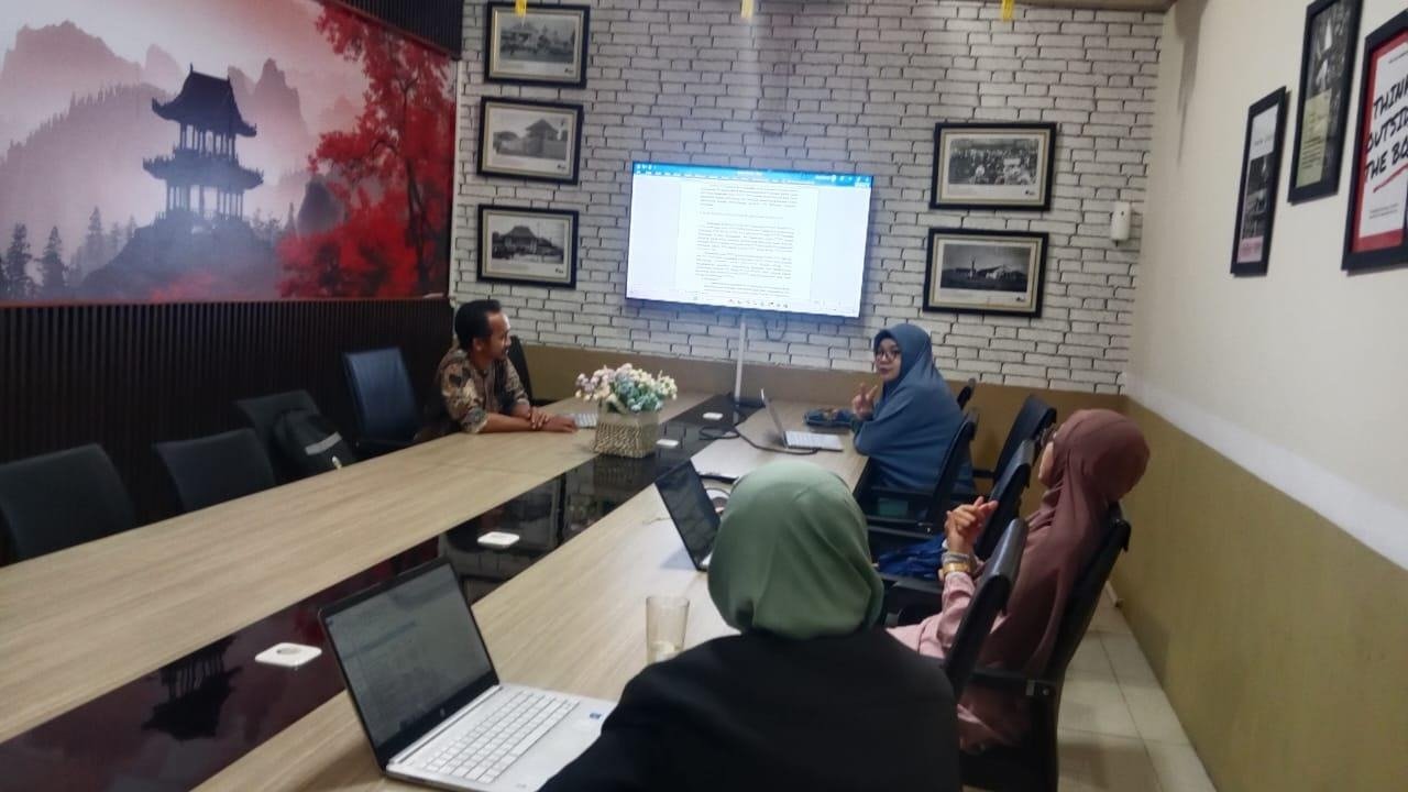 Prodi Mazawa Perkuat Kurikulum OBE melalui Rapat Penyempurnaan Bersama Dosen